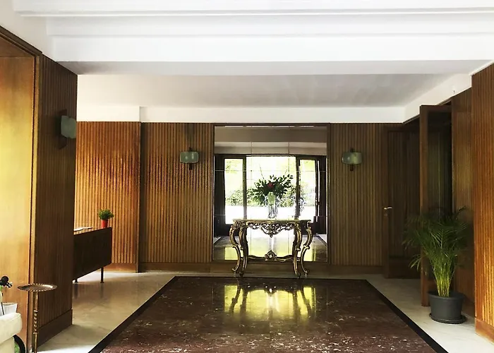 Vatican Holidays House *
