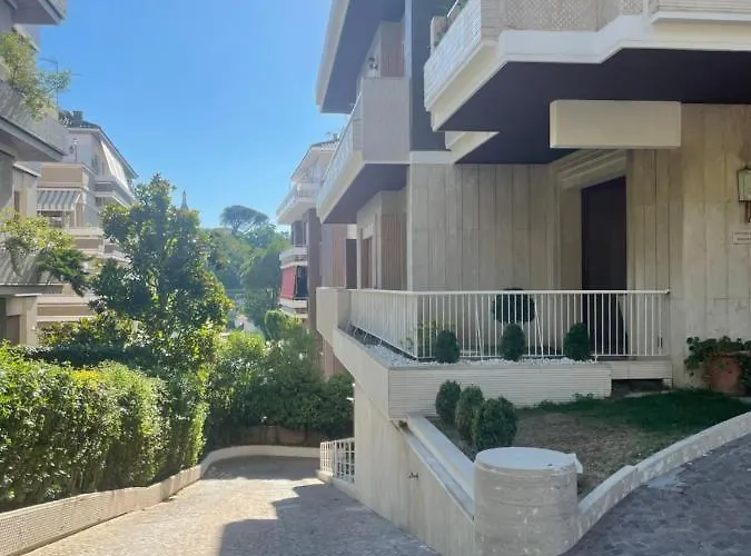 Vatican Holidays House